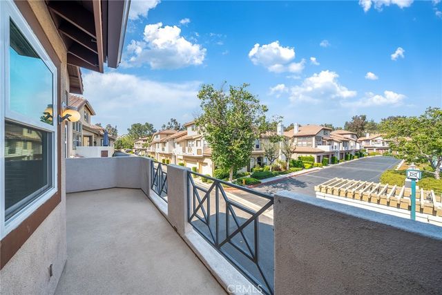 59 Camino Del Oro, Rancho Santa Margarita, CA 92688