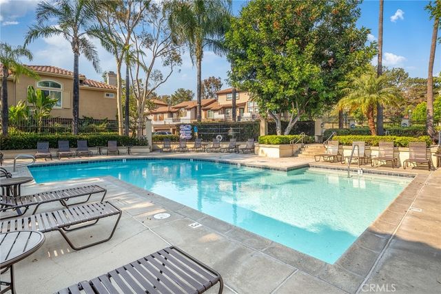 59 Camino Del Oro, Rancho Santa Margarita, CA 92688