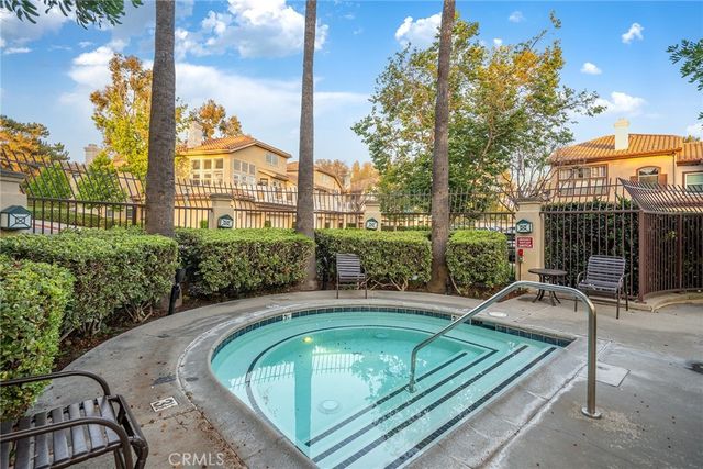 59 Camino Del Oro, Rancho Santa Margarita, CA 92688