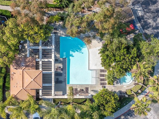 59 Camino Del Oro, Rancho Santa Margarita, CA 92688