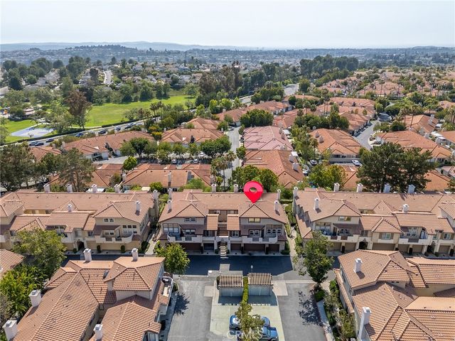 59 Camino Del Oro, Rancho Santa Margarita, CA 92688