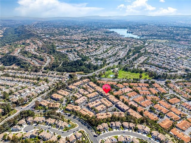 59 Camino Del Oro, Rancho Santa Margarita, CA 92688
