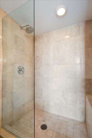 915 Franklin Street 9G, Houston, TX 77002