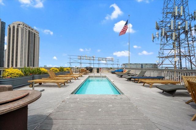 915 Franklin Street 9G, Houston, TX 77002