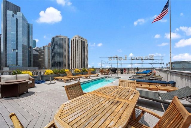 915 Franklin Street 9G, Houston, TX 77002