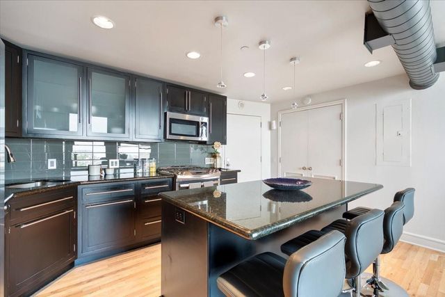 915 Franklin Street 9G, Houston, TX 77002