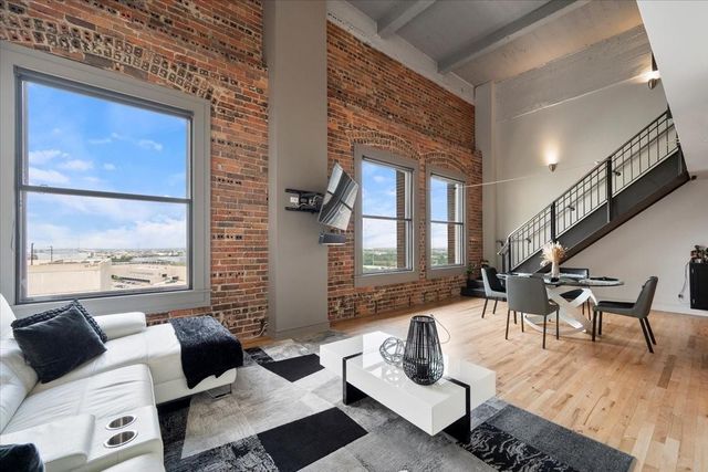 915 Franklin Street 9G, Houston, TX 77002