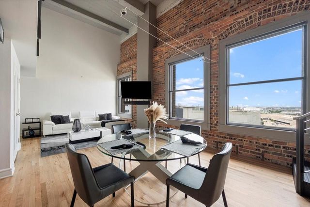 915 Franklin Street 9G, Houston, TX 77002