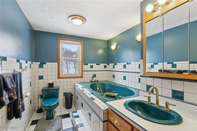 15369 Old Lincoln Highway, East Liverpool, OH 43920