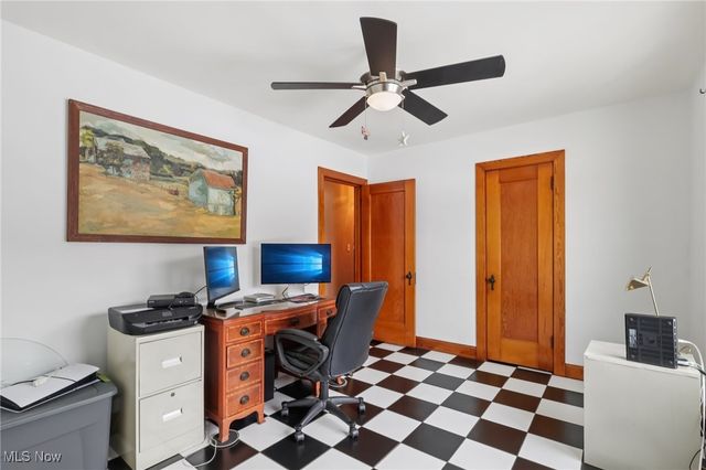 15369 Old Lincoln Highway, East Liverpool, OH 43920