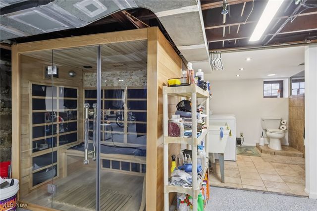 15369 Old Lincoln Highway, East Liverpool, OH 43920