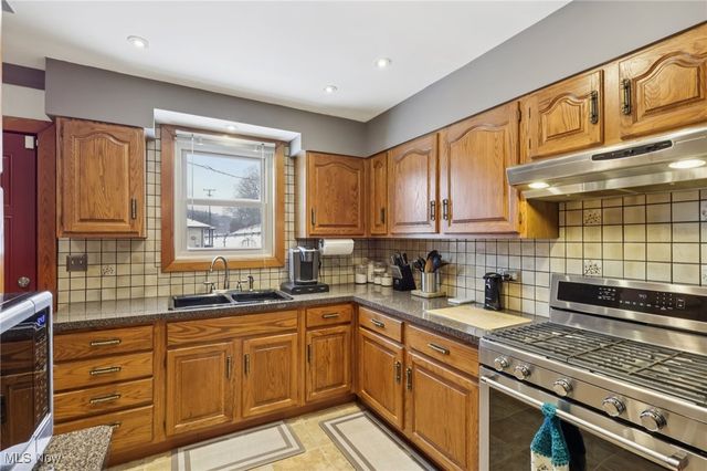 15369 Old Lincoln Highway, East Liverpool, OH 43920