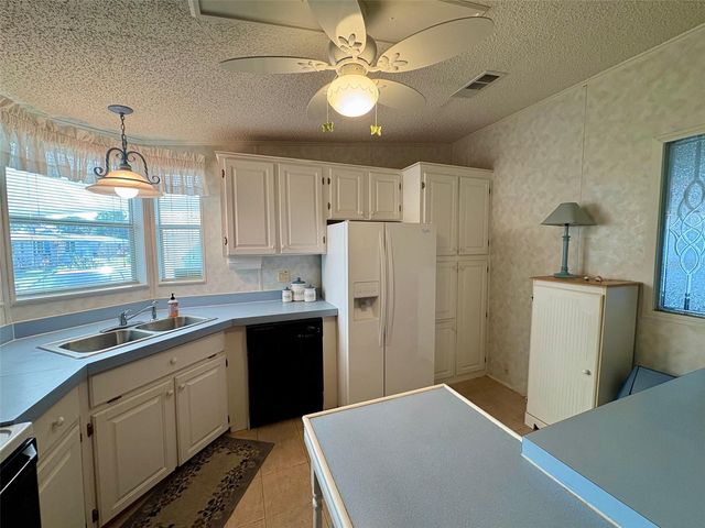 6133 GRAND OAKS DRIVE SE, Winter Haven, FL 33884