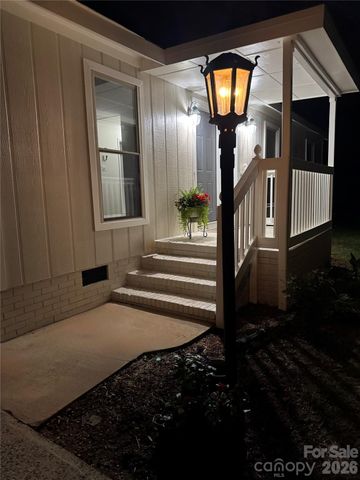 6921 Kirkcaldy Lane, Mint Hill, NC 28227