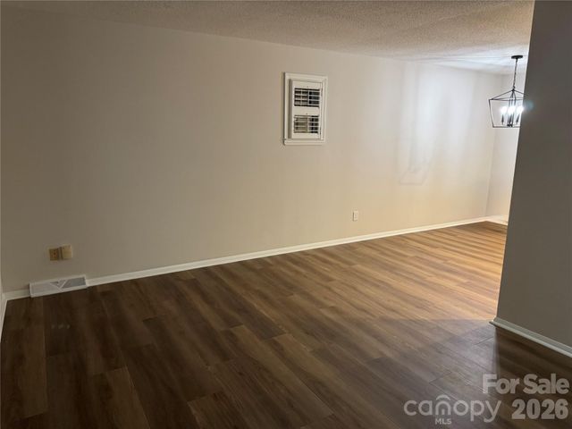 6921 Kirkcaldy Lane, Mint Hill, NC 28227