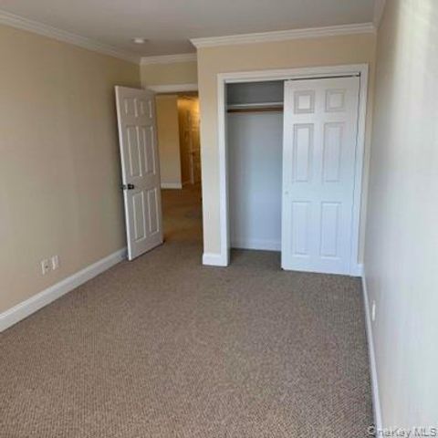 14 Willis Ave, Syosset, NY 11791