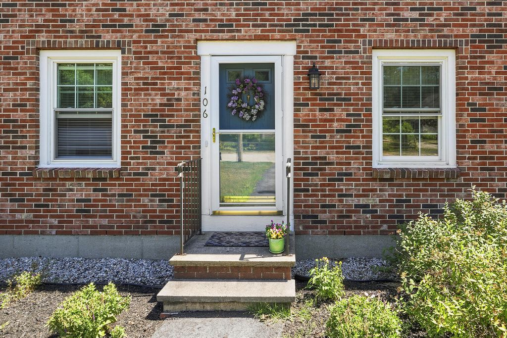 5 Oregon Avenue 106, Old Orchard Beach, ME 04064 — photo 2