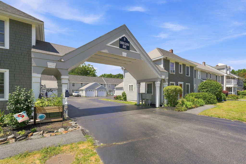 5 Oregon Avenue 106, Old Orchard Beach, ME 04064 — photo 3