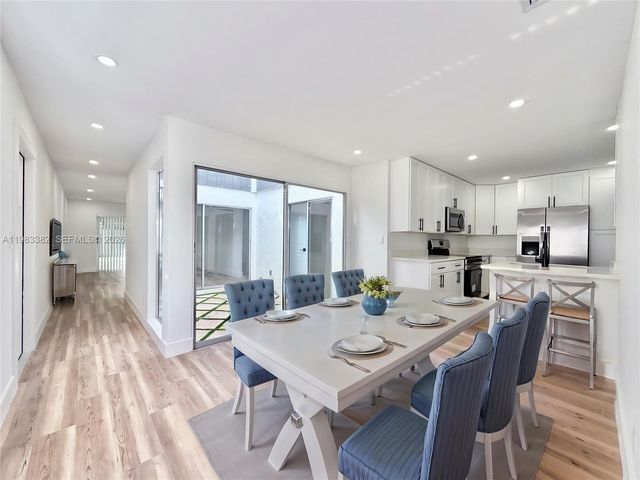 5028 NW 6TH Street, Delray Beach, FL 33445
