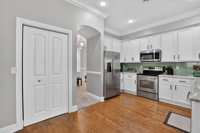 11 Lake Eden Drive, Boynton Beach, FL 33435