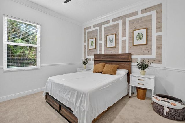 11 Lake Eden Drive, Boynton Beach, FL 33435