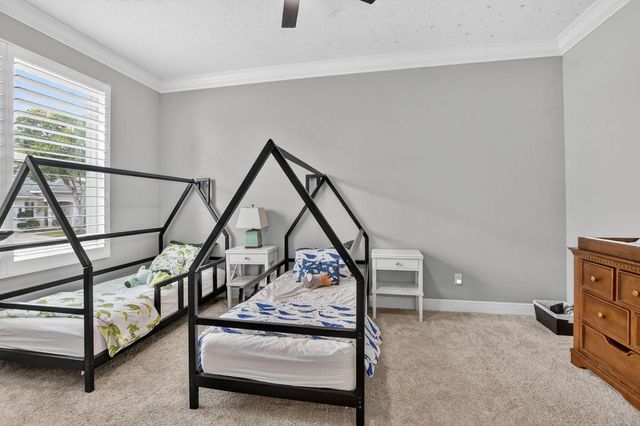 11 Lake Eden Drive, Boynton Beach, FL 33435