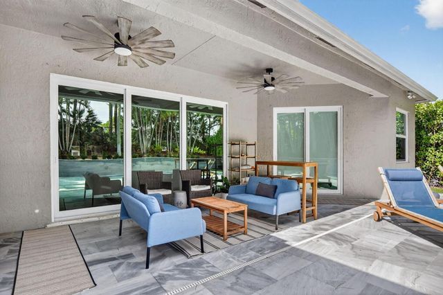 11 Lake Eden Drive, Boynton Beach, FL 33435