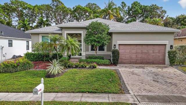 11 Lake Eden Drive, Boynton Beach, FL 33435