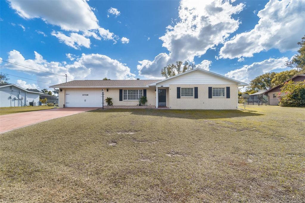 37116 PRICE DRIVE, Zephyrhills, FL 33541