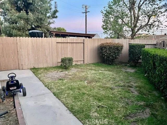 13930 Olive Grove, Sylmar, CA 91342