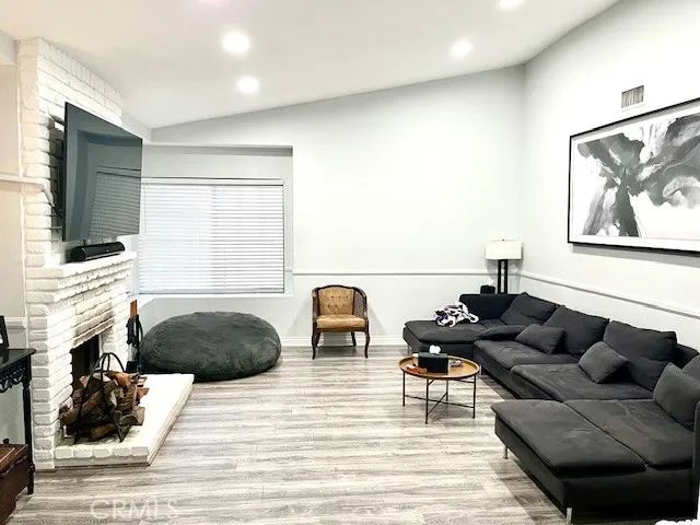 13930 Olive Grove, Sylmar, CA 91342