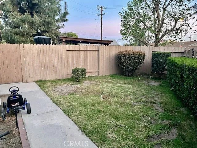 13930 Olive Grove, Sylmar, CA 91342