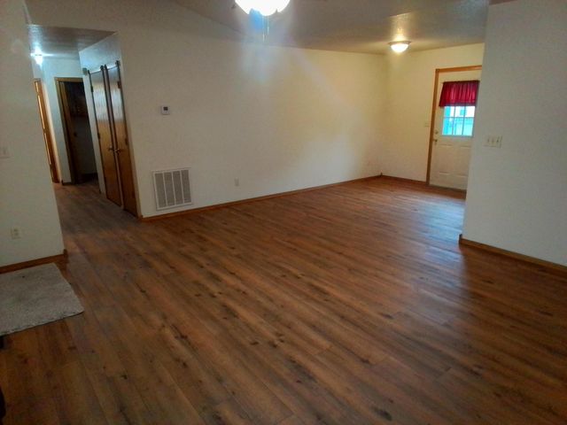 912 E Amber Drive, Oronogo, MO 64855