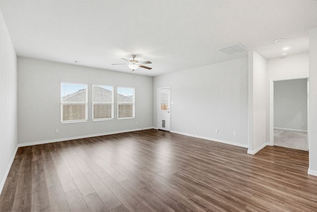 10913 Tamarisk Drive, Fort Worth, TX 76108