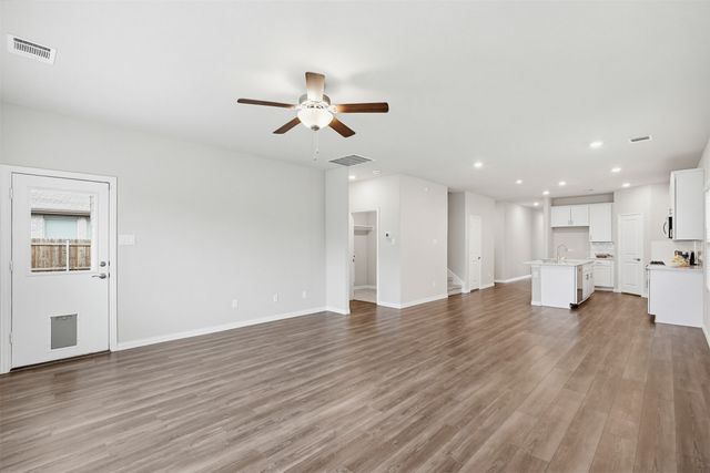 10913 Tamarisk Drive, Fort Worth, TX 76108