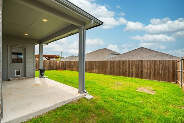 10913 Tamarisk Drive, Fort Worth, TX 76108