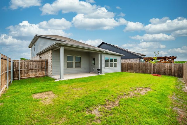 10913 Tamarisk Drive, Fort Worth, TX 76108