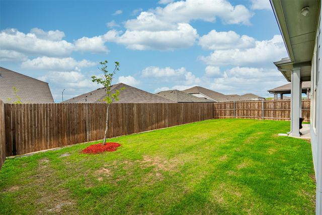 10913 Tamarisk Drive, Fort Worth, TX 76108