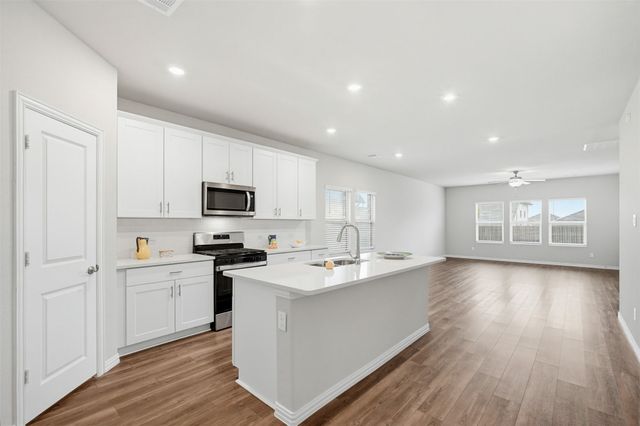 10913 Tamarisk Drive, Fort Worth, TX 76108