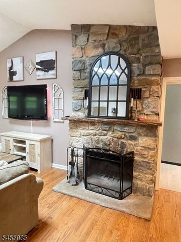 7 Penn Ave, Andover Twp., NJ 07860