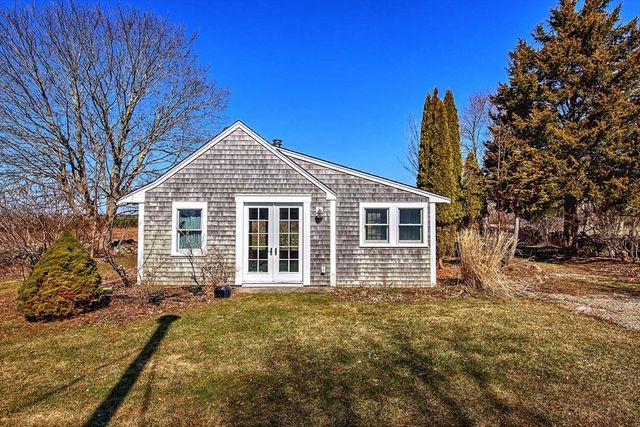 408 Hix Bridge Road, Westport, MA 02790