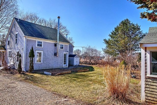 408 Hix Bridge Road, Westport, MA 02790