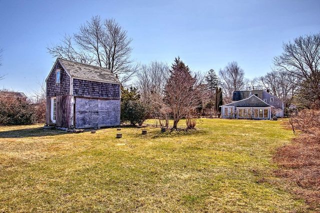 408 Hix Bridge Road, Westport, MA 02790