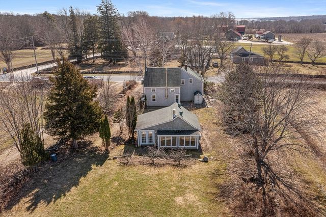 408 Hix Bridge Road, Westport, MA 02790