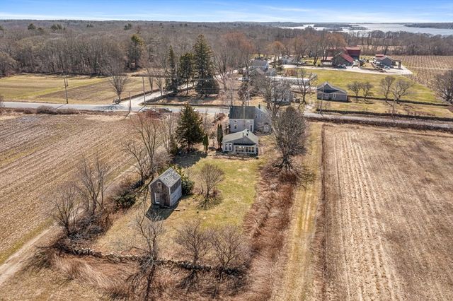 408 Hix Bridge Road, Westport, MA 02790