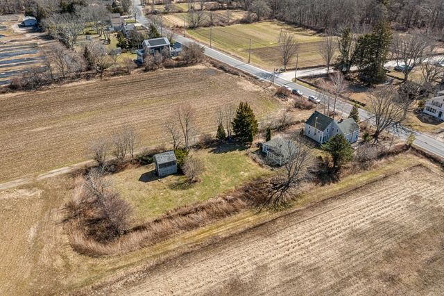 408 Hix Bridge Road, Westport, MA 02790