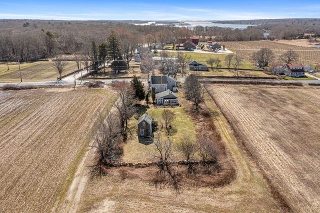 408 Hix Bridge Road, Westport, MA 02790