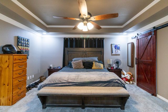 11990 Hill Country Circle, Ponder, TX 76259