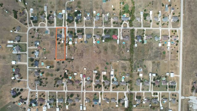 11990 Hill Country Circle, Ponder, TX 76259