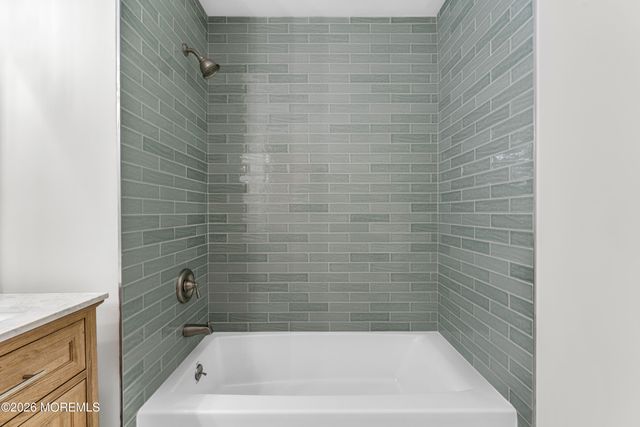 210 Keller Street, Bayville, NJ 08721